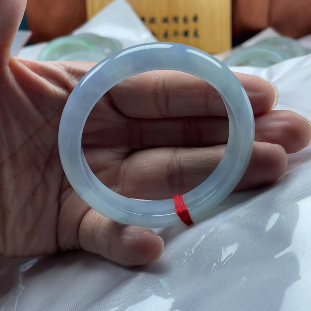 翡翠手镯未镶嵌57糯冰满紫起胶