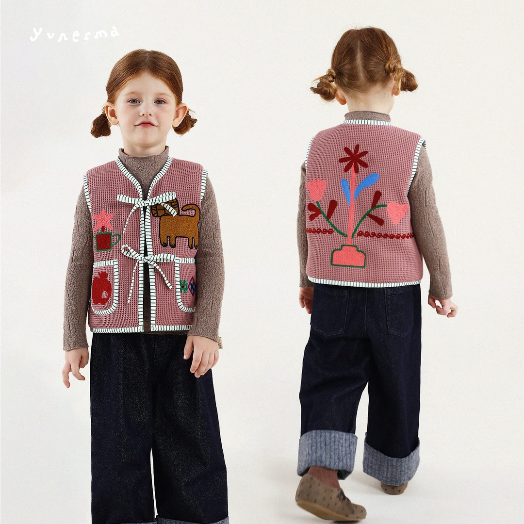 宝宝冬季小众刺绣纯棉背心允儿妈女童秋冬新款气质马甲儿童上衣潮