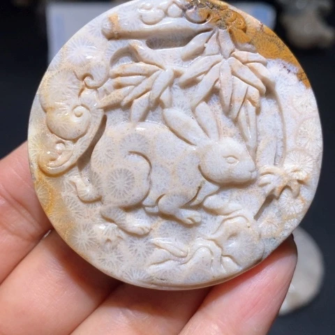 【闪购商品】硅化玉吊坠(不含链)未镶嵌