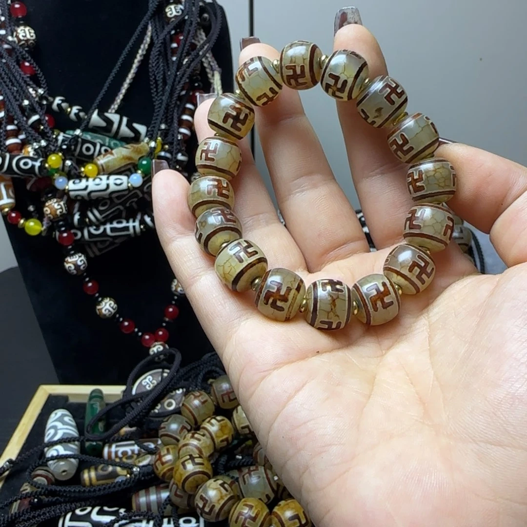 玛瑙/玉髓合金颈饰