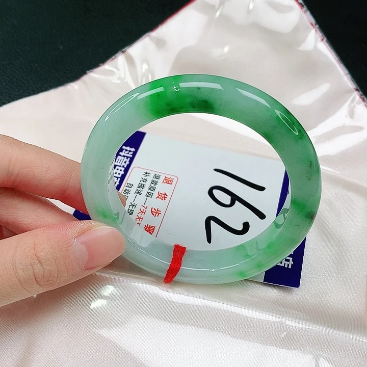 未镶嵌手镯翡翠翡翠手镯