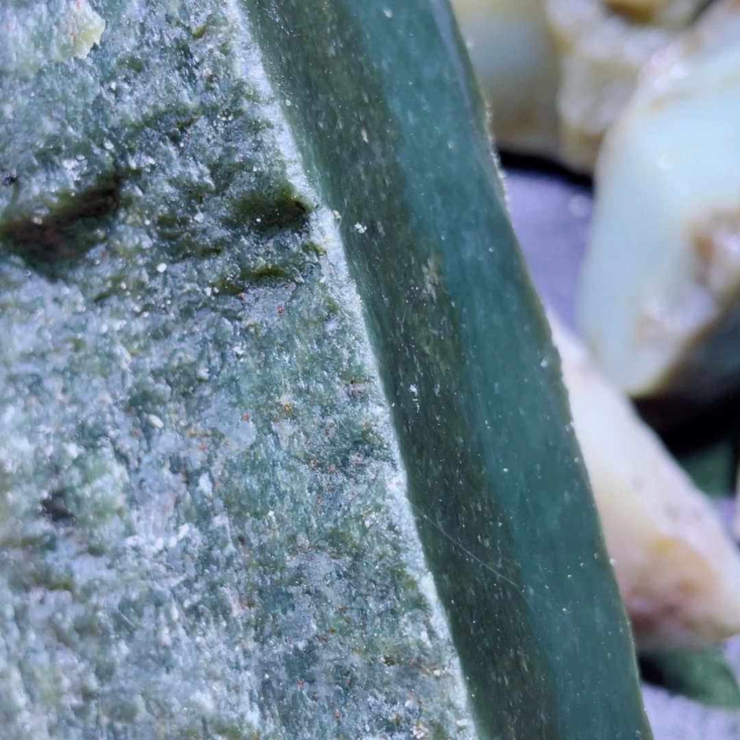 和田玉未镶嵌珠宝半成品