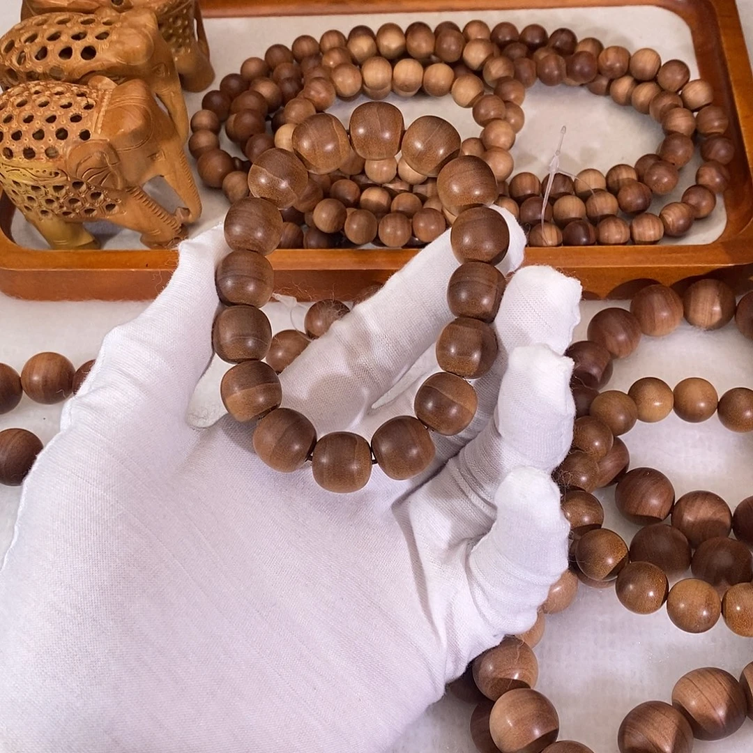 其他檀香木1314一线天黑肉雕花料