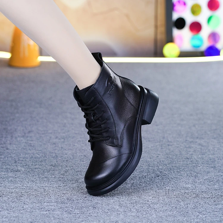 11185真皮英伦风简约舒适短靴头层牛皮圆头低跟软底软面马丁靴