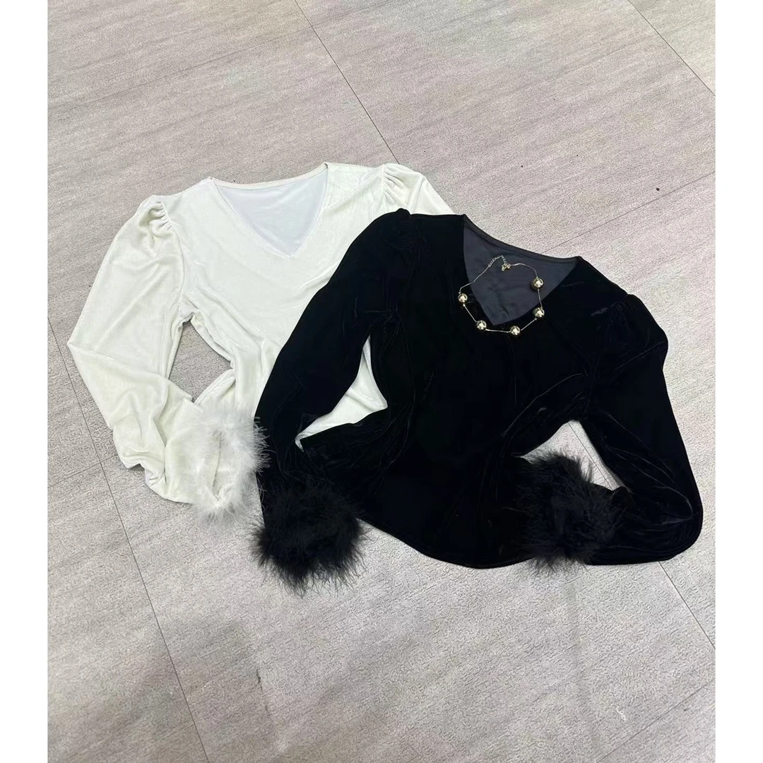 【 Wan wan】丝绒V领袖子毛毛上衣