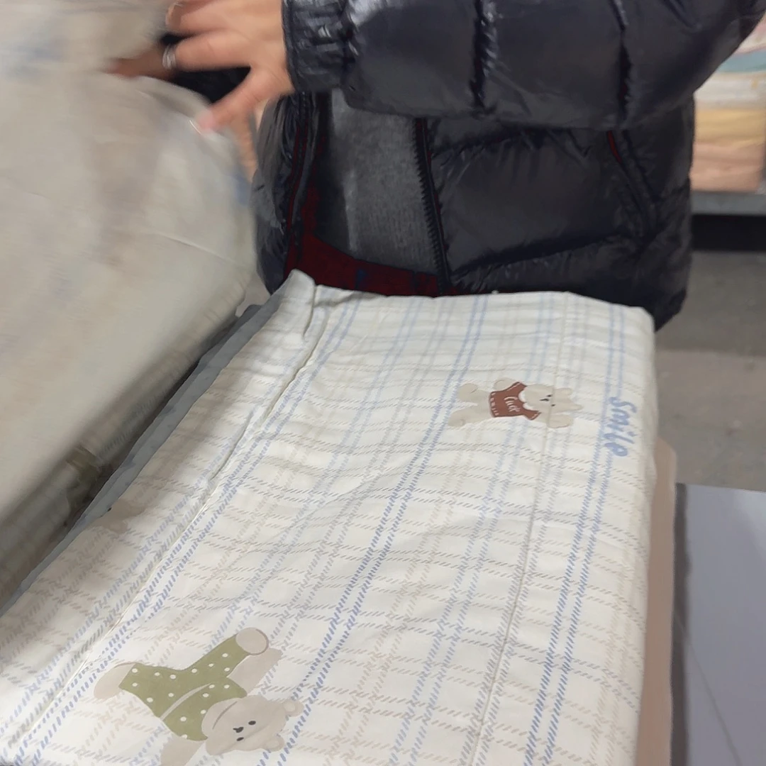 蛋白纤维全棉夏被小熊