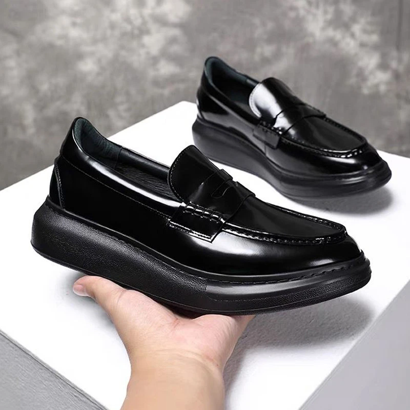 英伦轻便休闲乐福鞋男真皮软底厚底皮鞋增高一脚蹬亮面潮流商务鞋