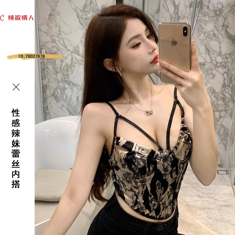 法式复古印花丝绒吊带背心夏季设计感小心机洋气修身短款露脐上衣