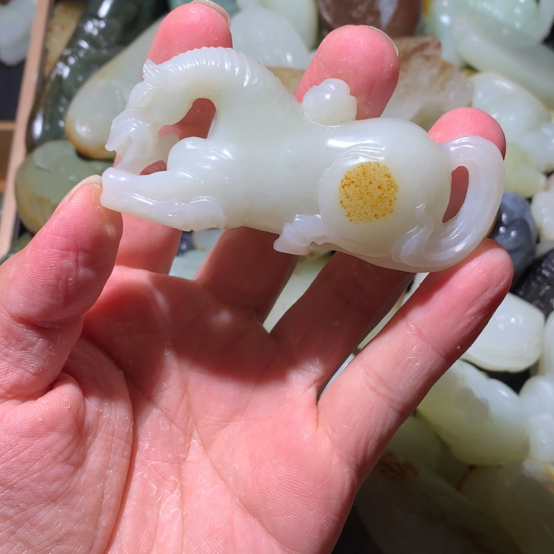 和田玉（糖玉）未镶嵌挂件