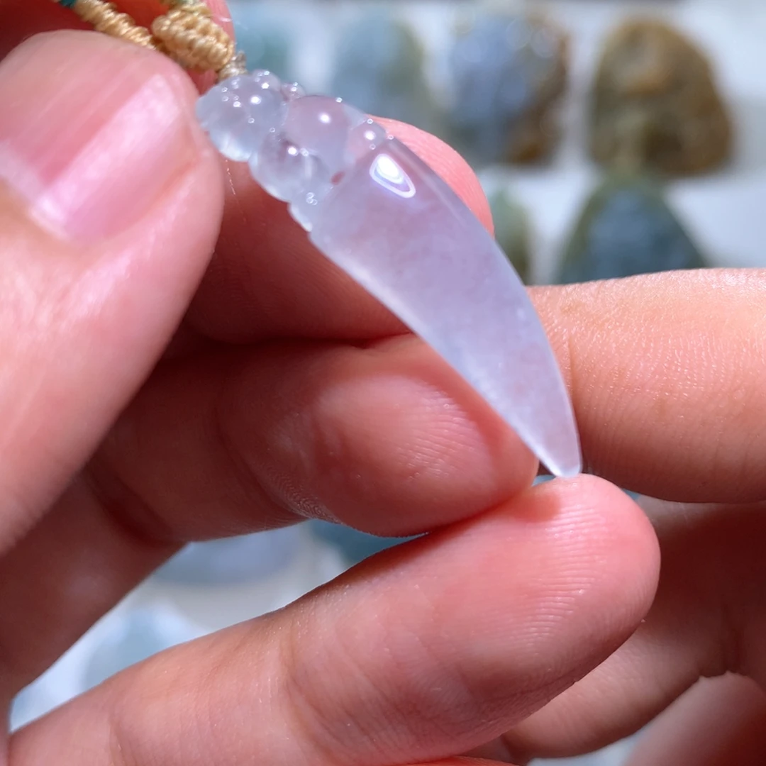 定制翡翠未镶嵌挂件