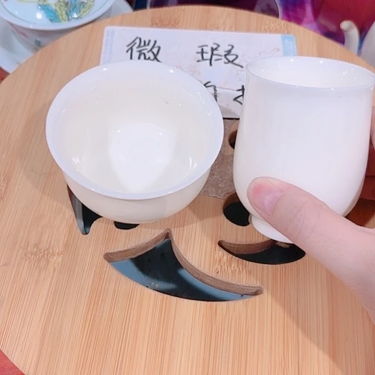 微瑕介意的勿拍，喜欢再下单，谢谢支持