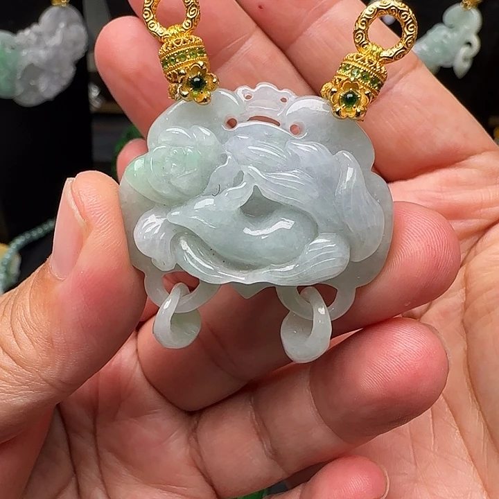 定制翡翠未镶嵌翡翠