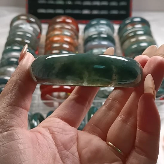 玛瑙/玉髓未镶嵌手镯