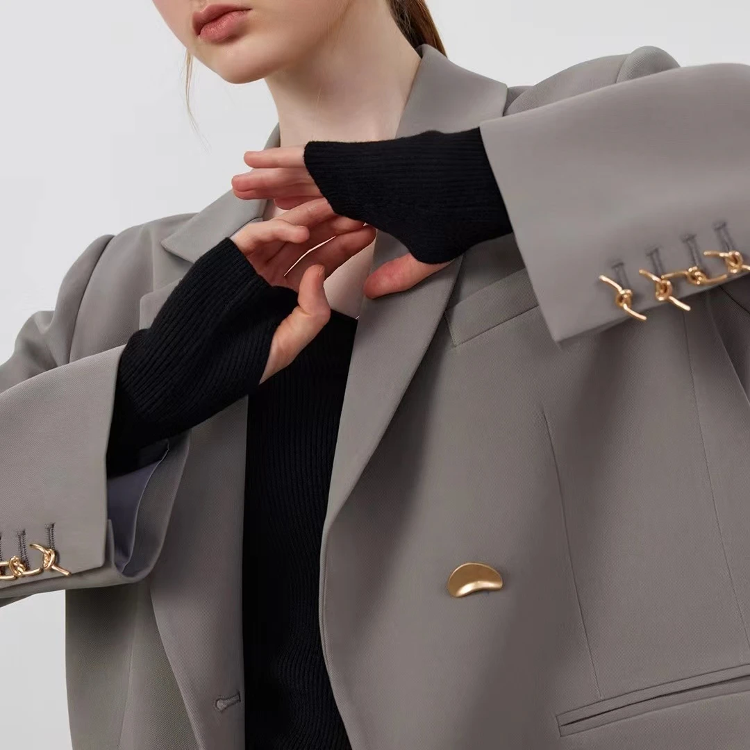 原创设计翻驳领春秋西装外套女秋季开叉设计感休闲西服上衣