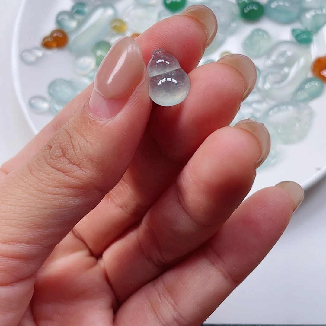 翡翠裸石纯天然A货缅甸翡翠