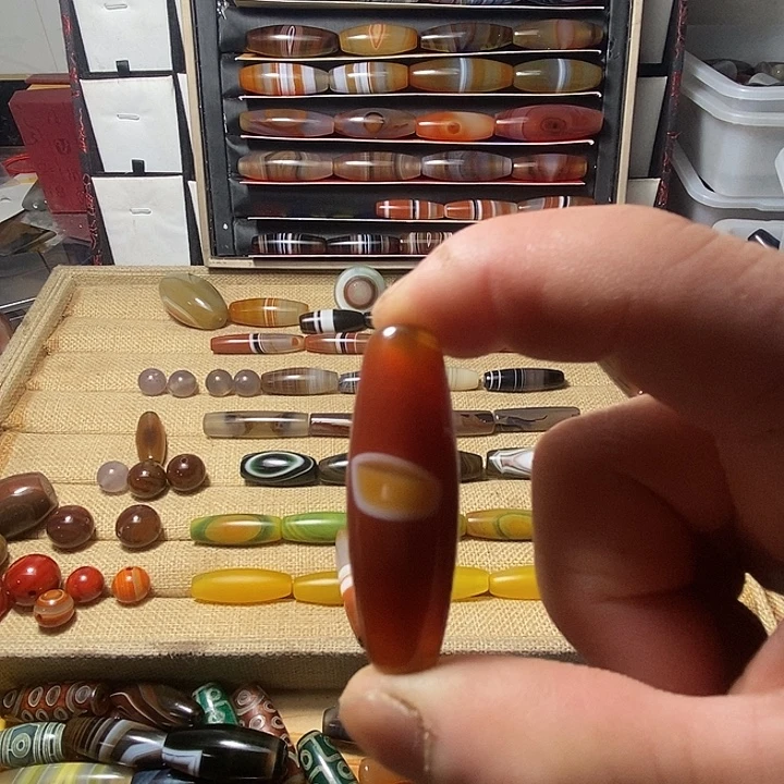 玛瑙/玉髓合金颈饰
