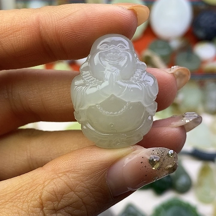 和田玉未镶嵌颈饰佛公吊坠