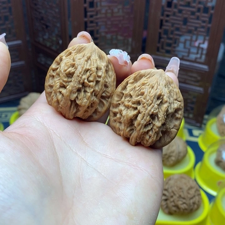 文玩核桃把件37虎头