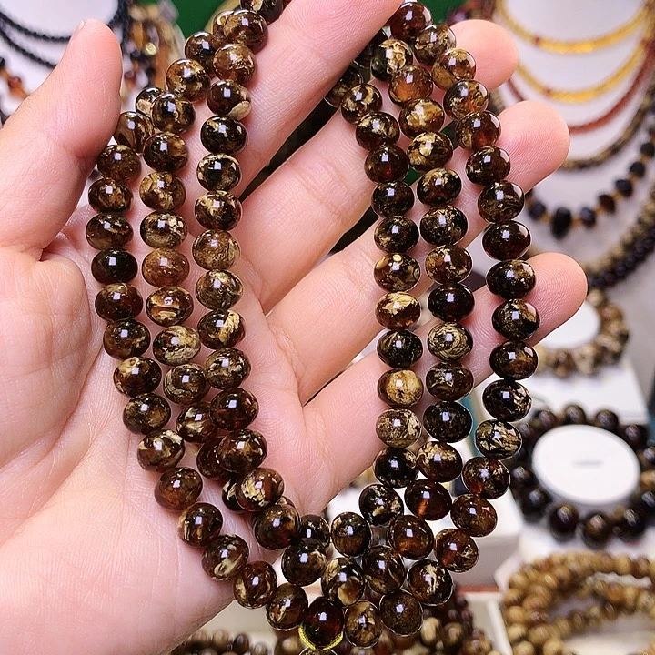 琥珀未镶嵌裸石抚顺琥珀8+