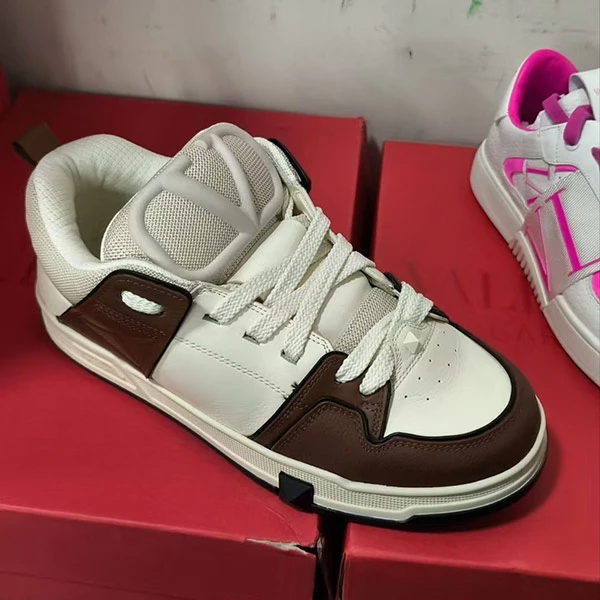 VALENTINO华伦天奴男士牛皮休闲鞋2Y2S0F89YPBUYP