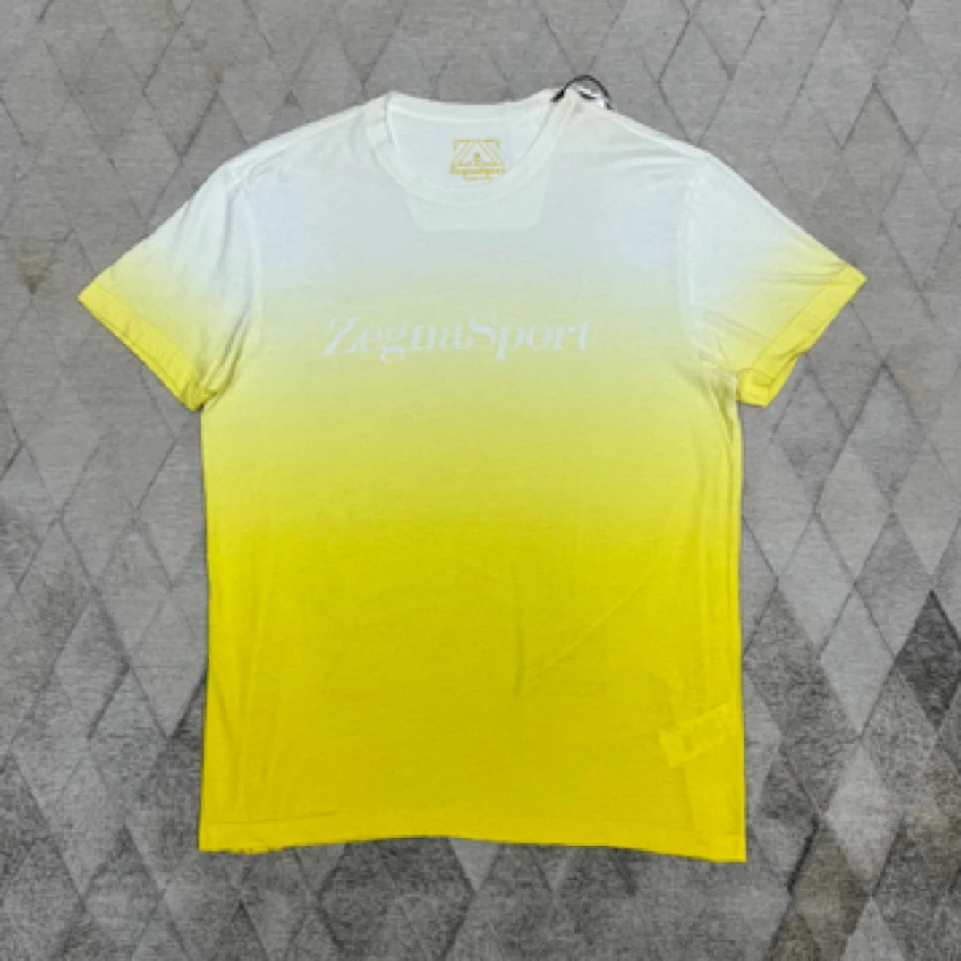未使用 ZEGNA 129448 男款杰尼亚logo T恤