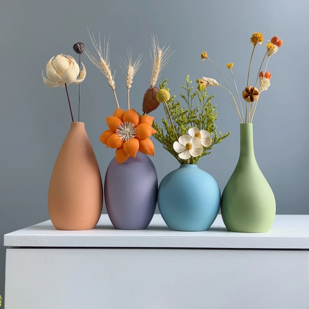 摆件陶瓷小花瓶摆件含花总高约20-30cm