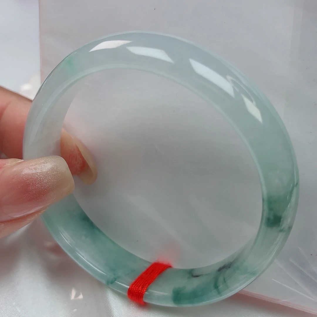 翡翠手镯（贵妃镯）未镶嵌54