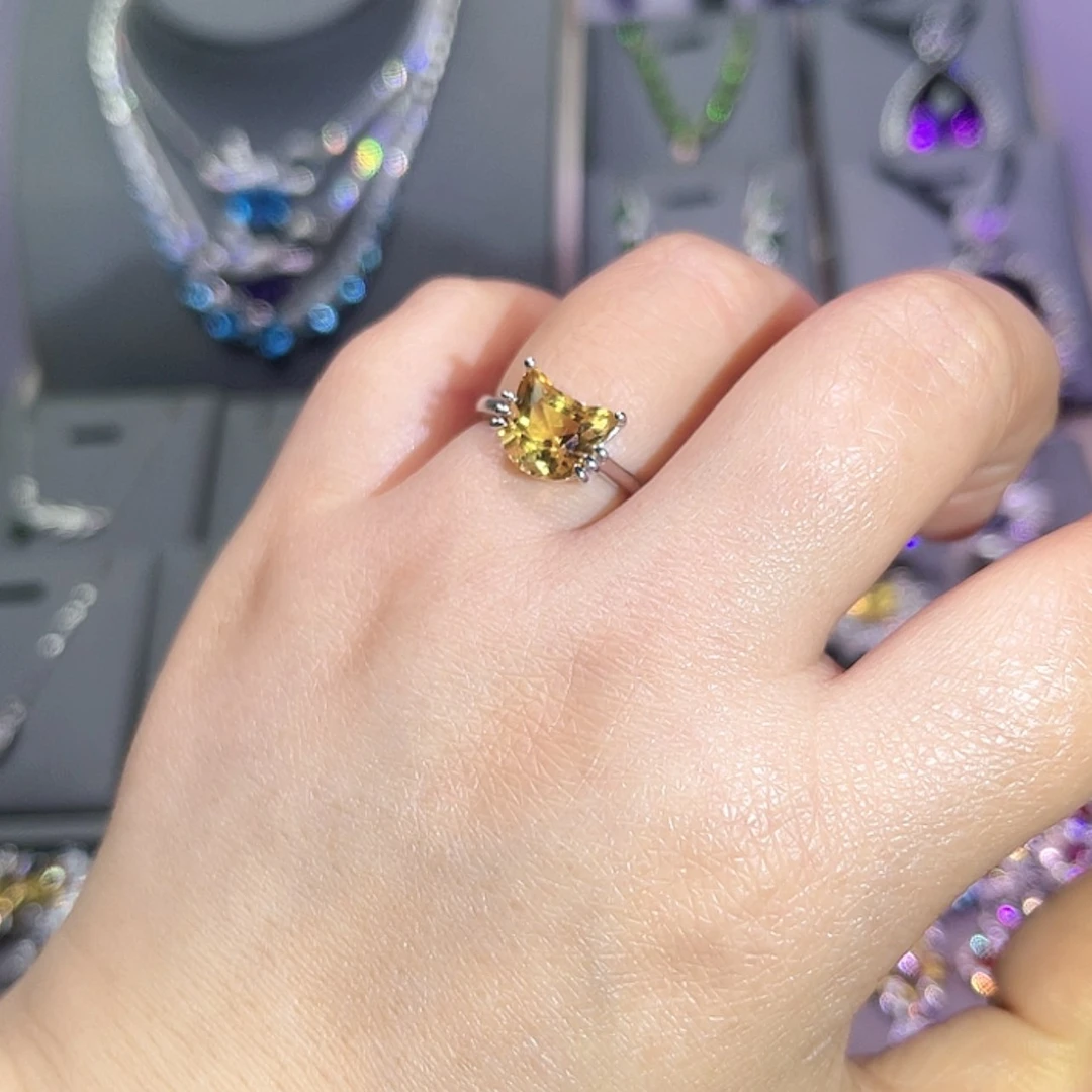 【闪购商品】黄晶戒指银S925镶嵌戒指