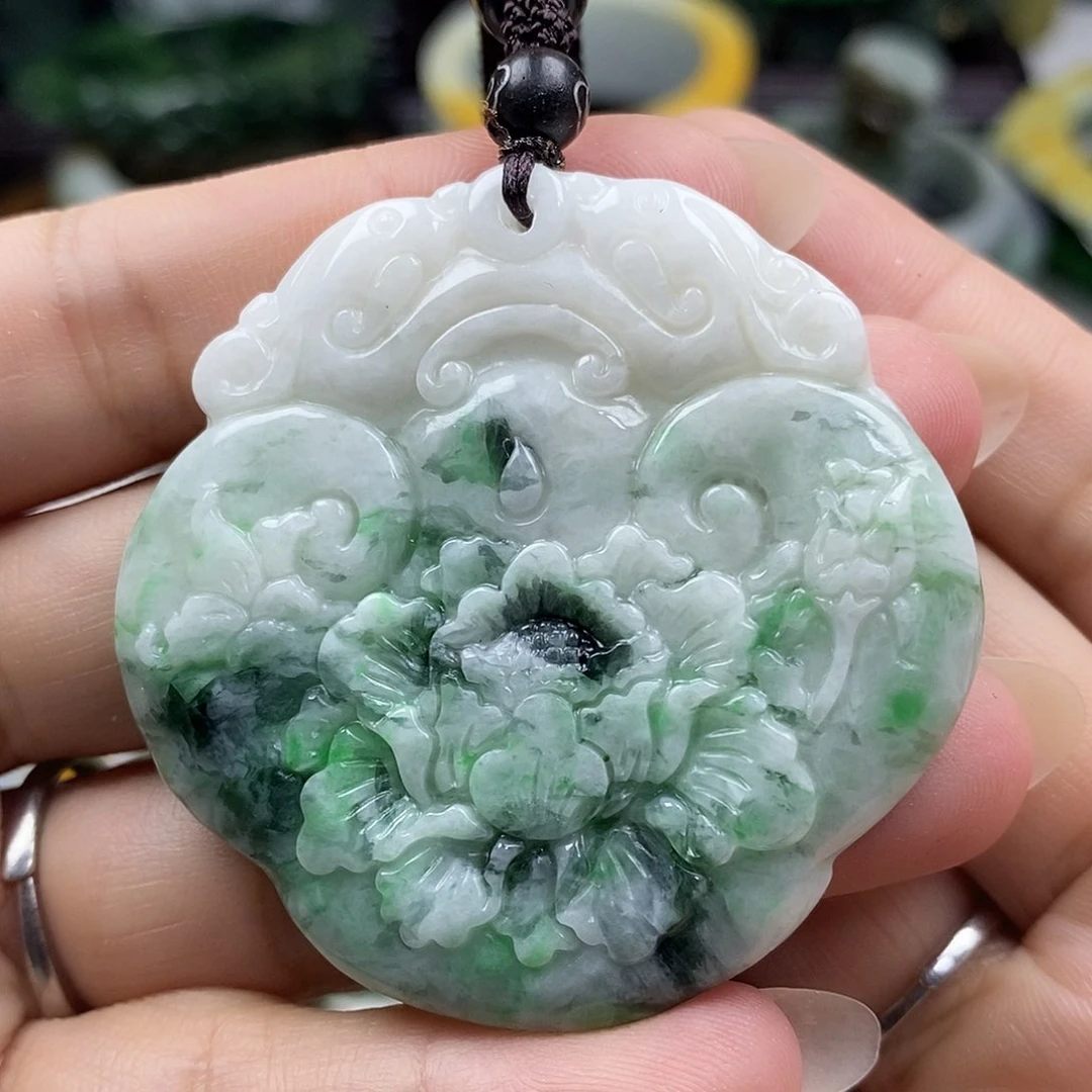 颈饰未镶嵌翡翠牌子