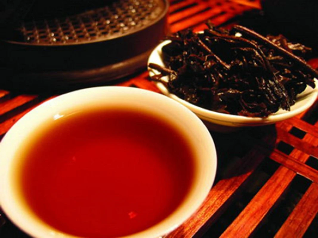 咏晴好茶  2024年 品牌 源启357克熟茶饼   昆明仓