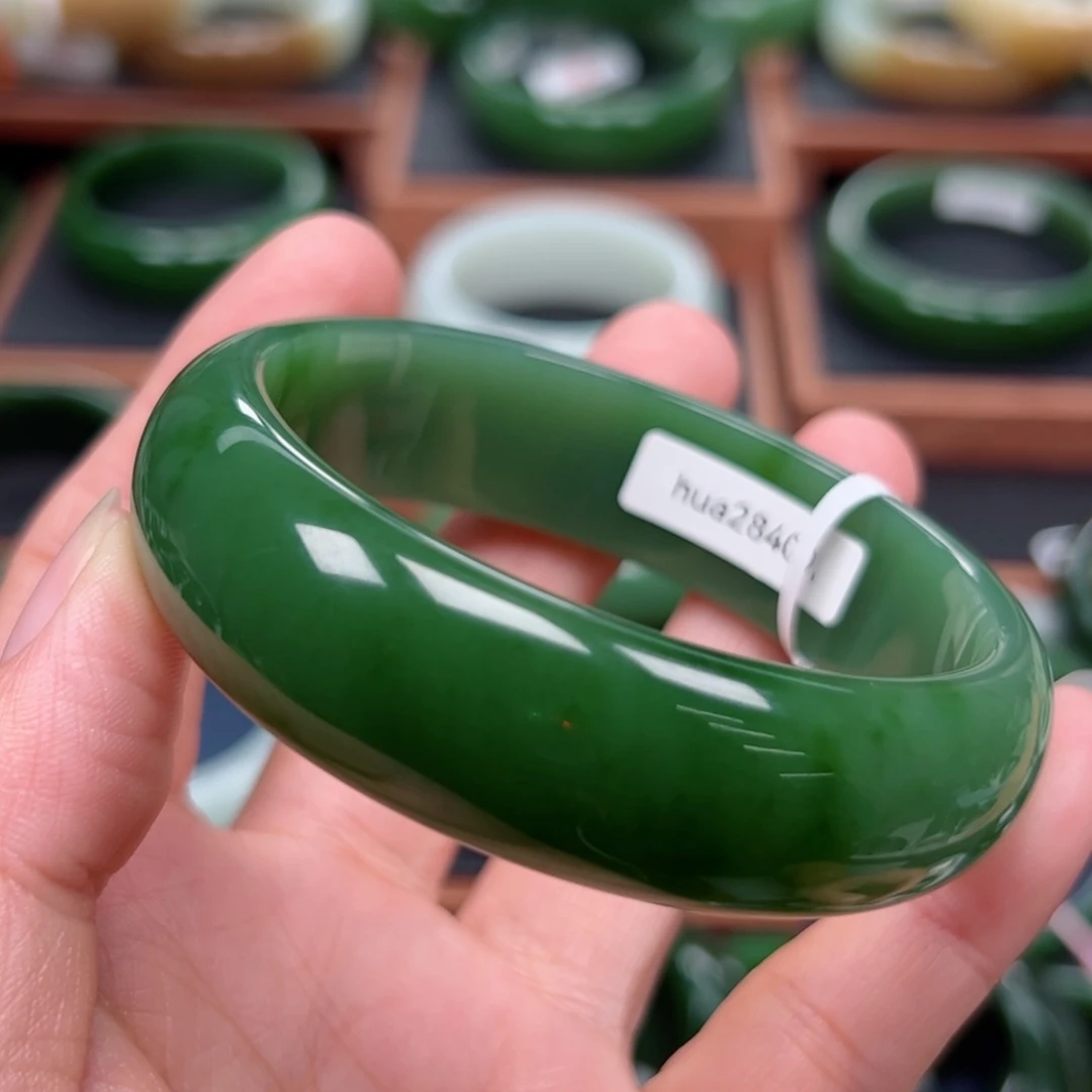 未镶嵌手镯和田玉（碧玉）6061