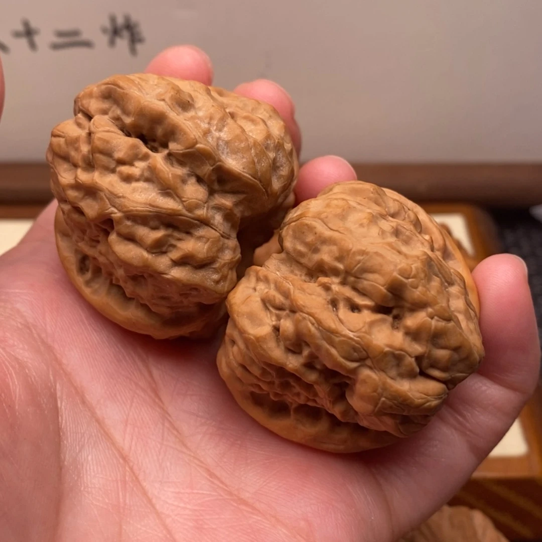【闪购商品】把件文玩核桃开背蛙边42肚45左右