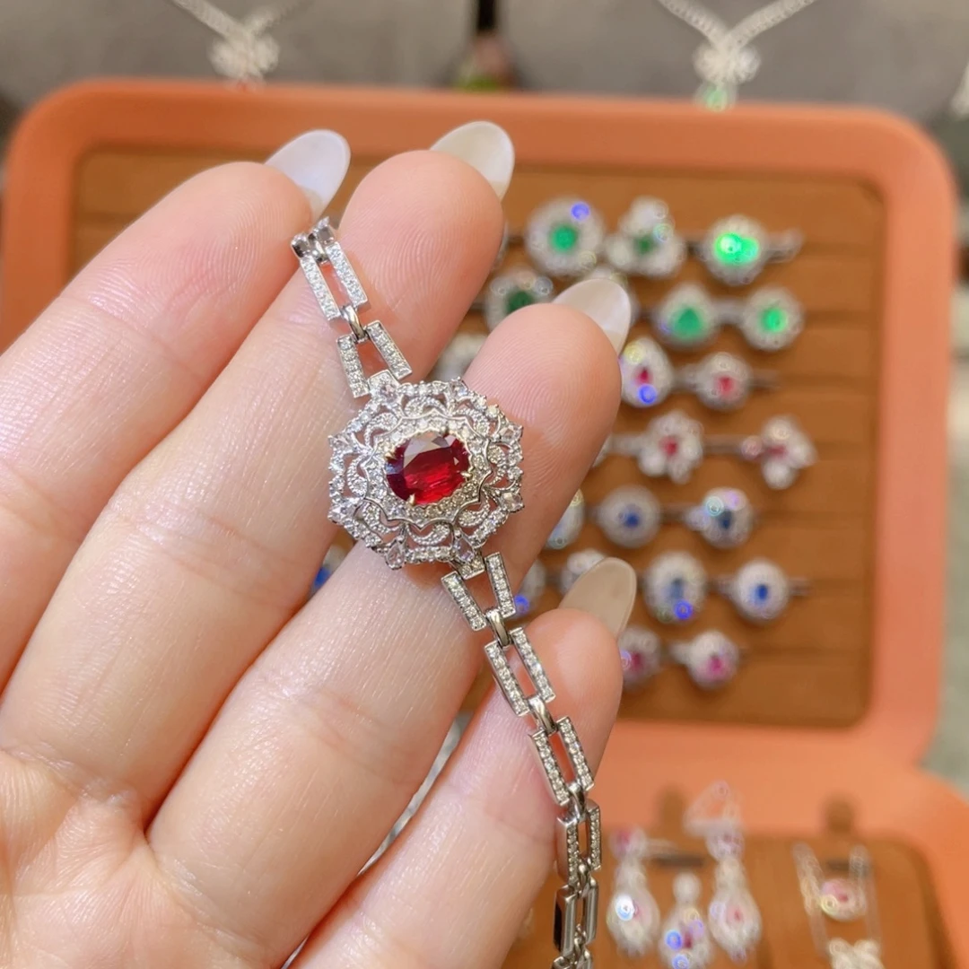 18K金镶嵌红宝石手链无烧0.88