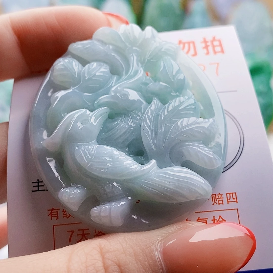 吊坠(不含链)未镶嵌翡翠