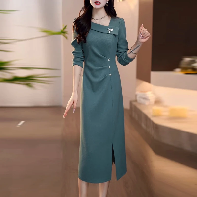 连衣裙2025新款女春秋今年流行爆款收腰气质妈妈高级感长袖中长款