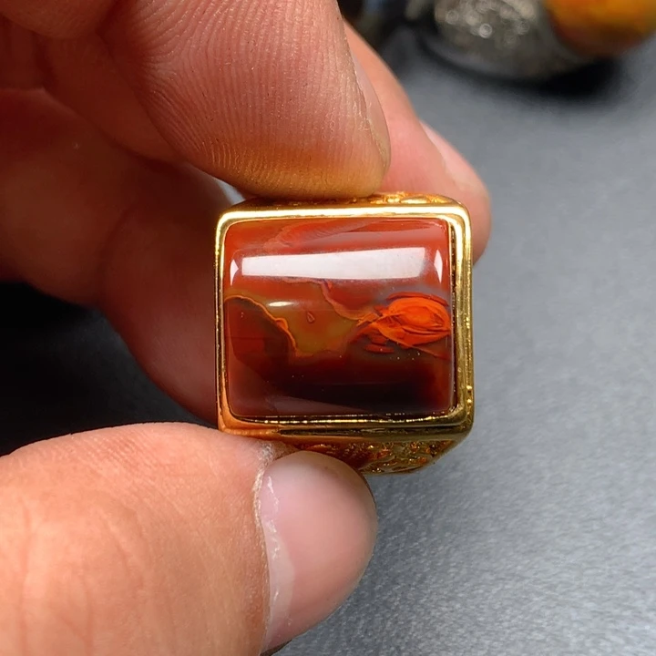 玛瑙/玉髓颈饰未镶嵌执***尘
