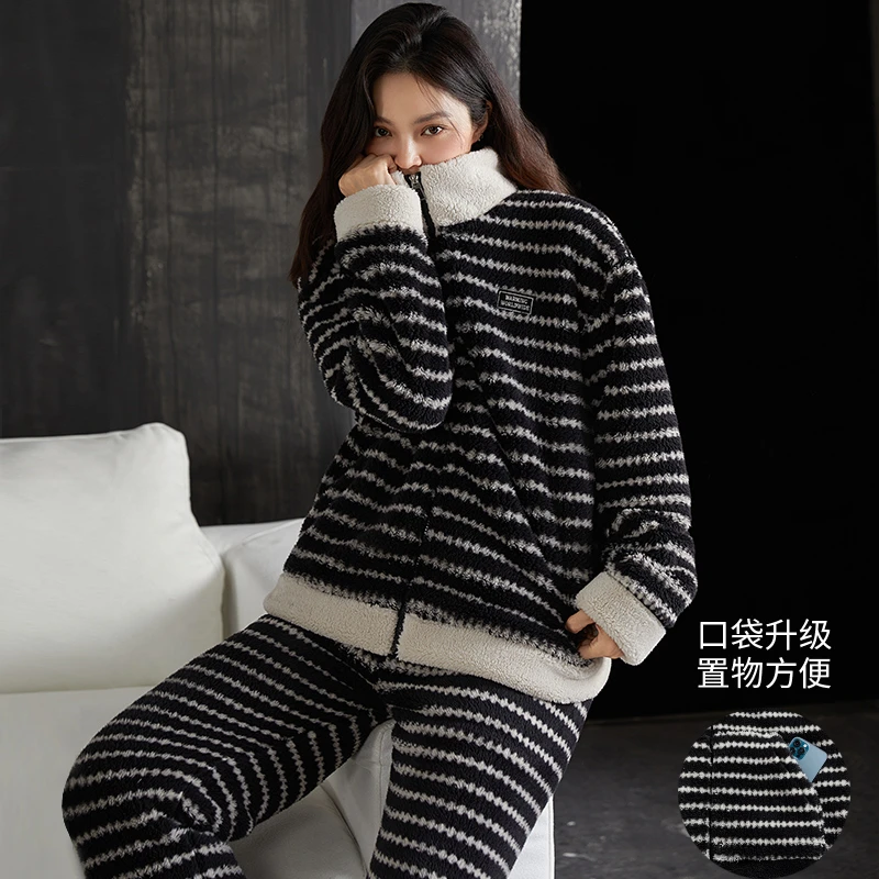 条纹睡衣女秋冬季珊瑚绒加厚款套装可外穿休闲大码宽松家居服冬天