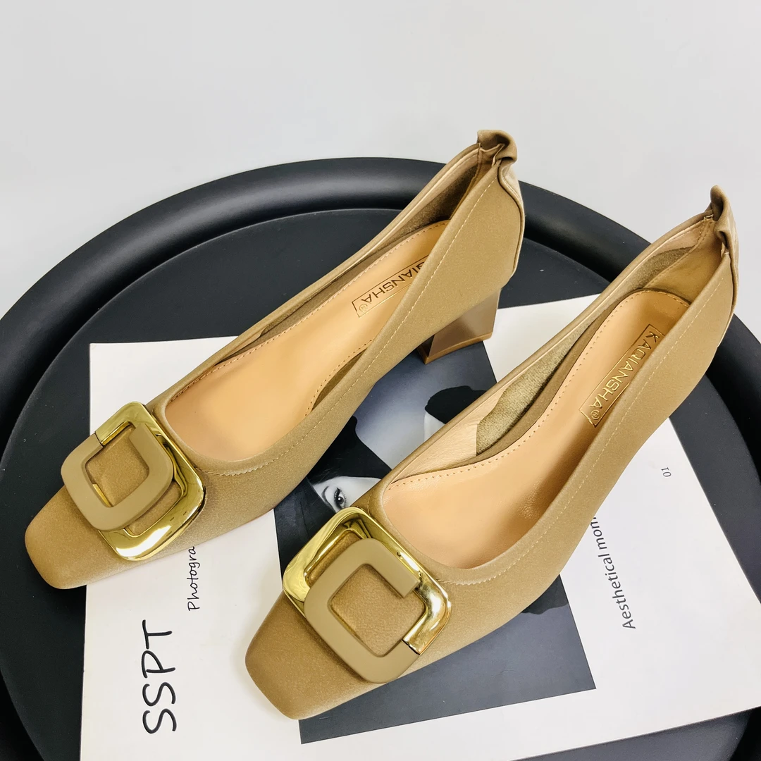 肥仔推荐 8512-1 新款尖头时尚气质舒适设计感粗跟女士高跟单鞋