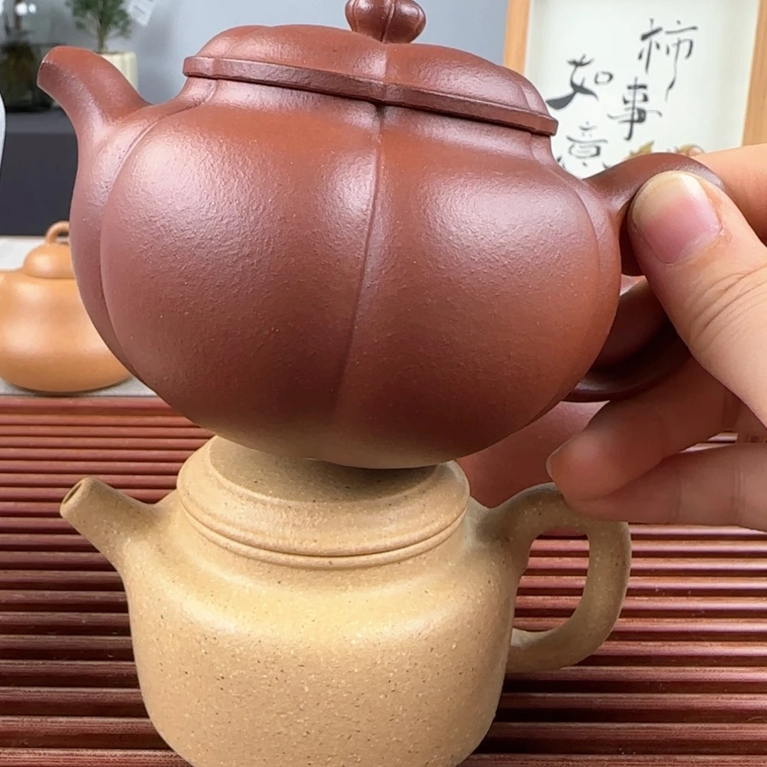 紫砂茶壶可**萝微瑕