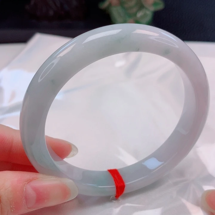 翡翠未镶嵌手镯57圈