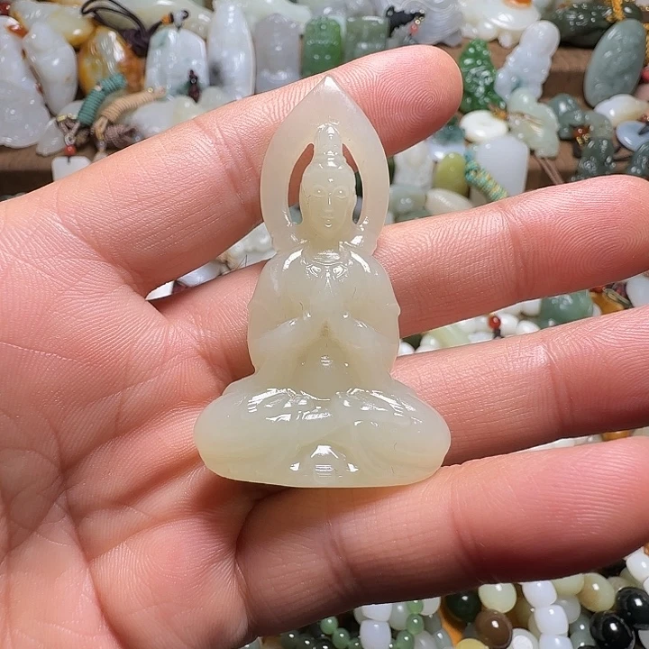 和田玉（黄玉）未镶嵌颈饰