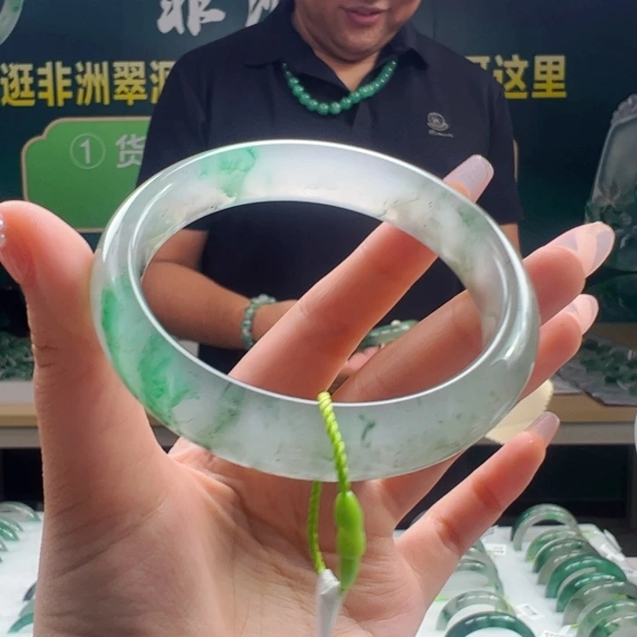 石英质玉手镯合金