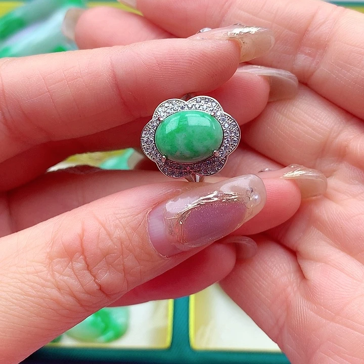 翡翠颈饰银S925镶嵌翡翠