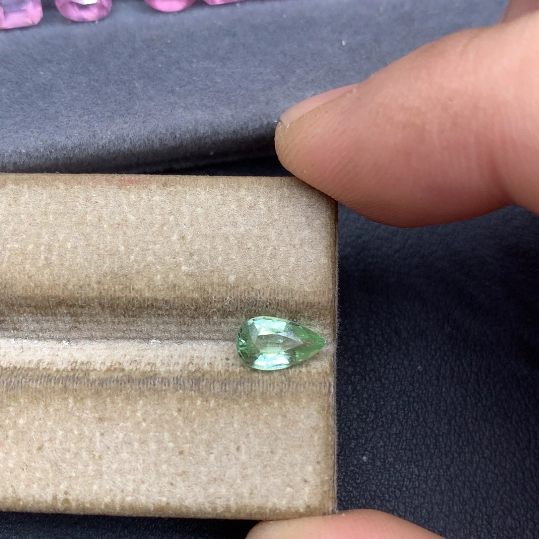 未镶嵌裸石碧玺0.97ct