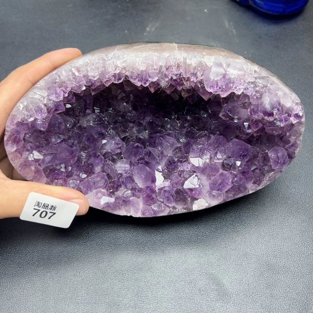 未镶嵌水晶大型摆件（非配饰）