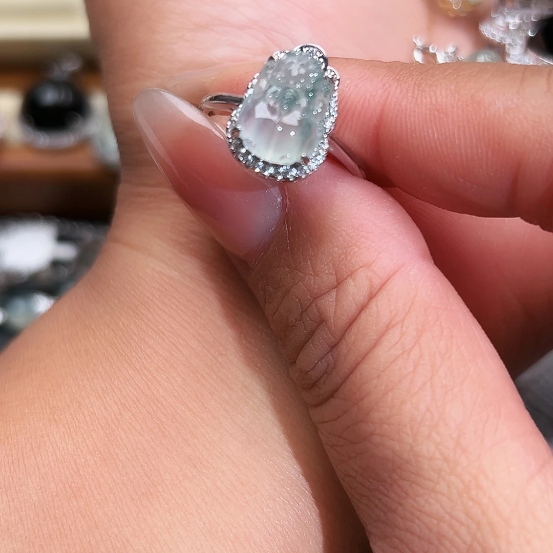 翡翠银S925镶嵌戒指缅甸天然A货翡翠戒指