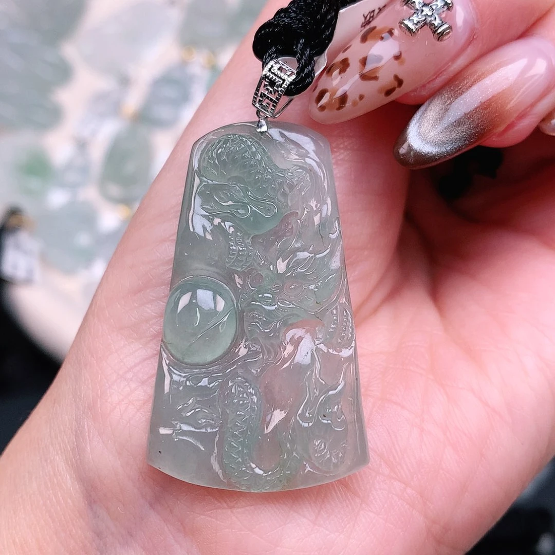 翡翠颈饰18K金镶嵌喂****嘛龙牌42、24.5、4