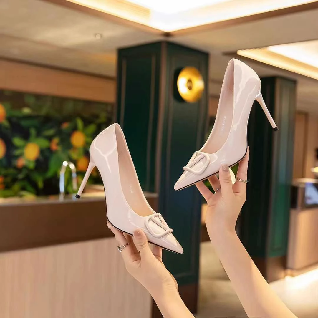漆皮高跟鞋女2025年新款仙女风细跟尖头浅口中跟2273-25