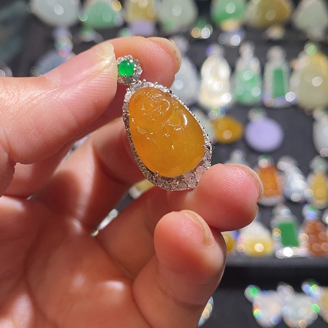 颈饰银S925镶嵌翡翠?天然翡翠
