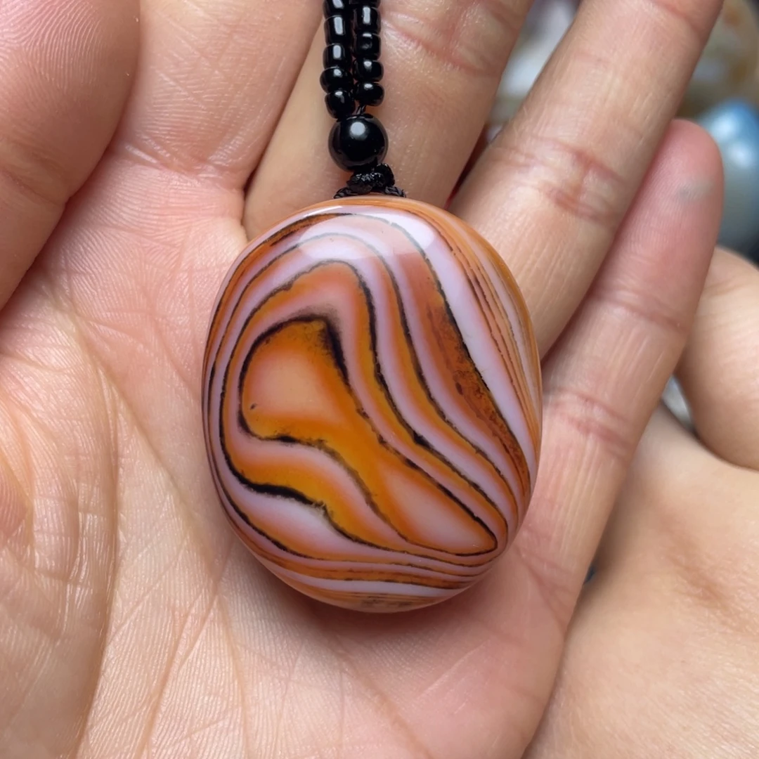 玛瑙/玉髓未镶嵌珠宝奇石